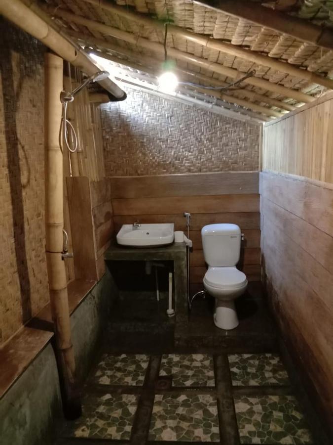 Gili Hills Hotel Джили Трауанган Екстериор снимка